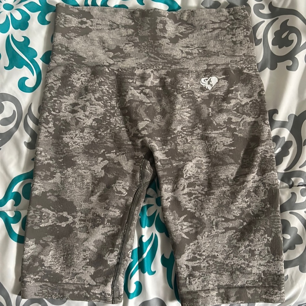 Workout pants ! Worn once